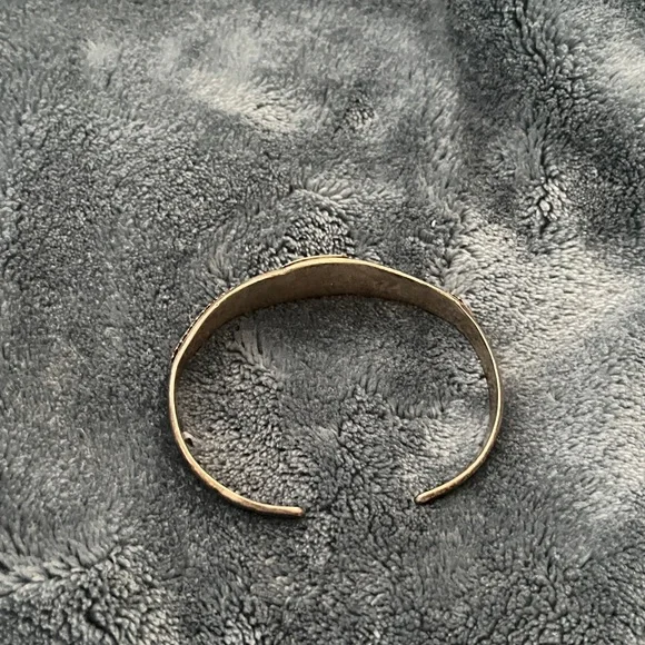 Vintage Sterling Silver Cuff Bracelet - Picture 2 of 4